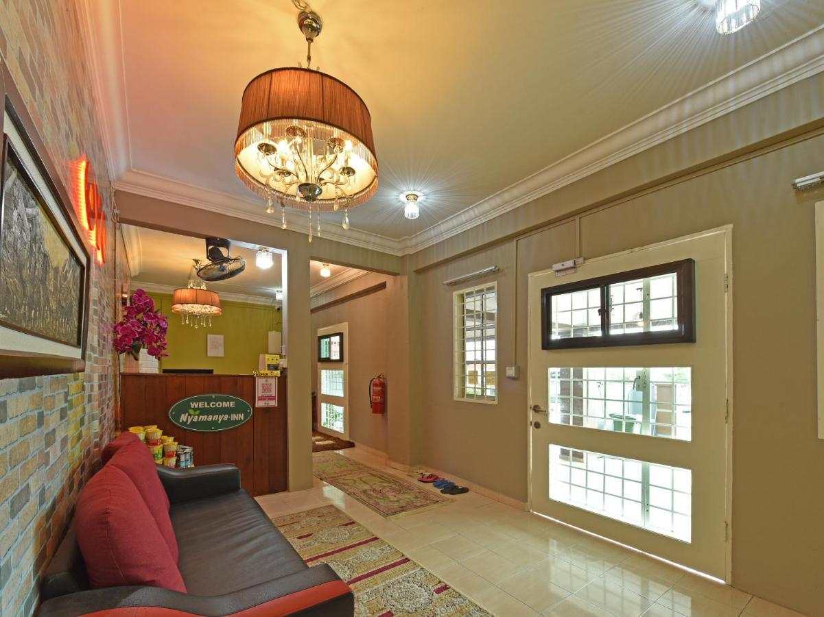 Oyo 90363 Nyamanya Inn Kuantan Zewnętrze zdjęcie