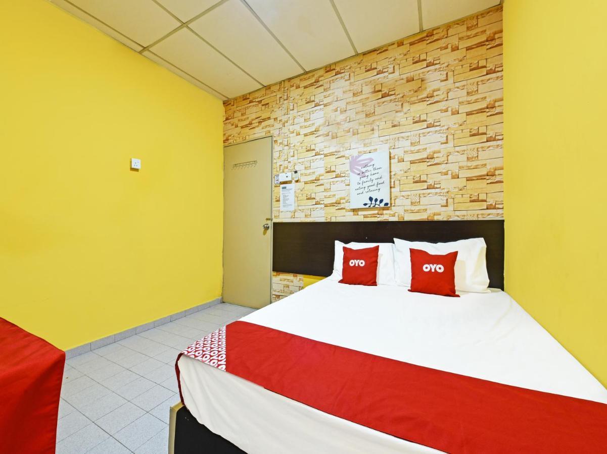 Oyo 90363 Nyamanya Inn Kuantan Zewnętrze zdjęcie