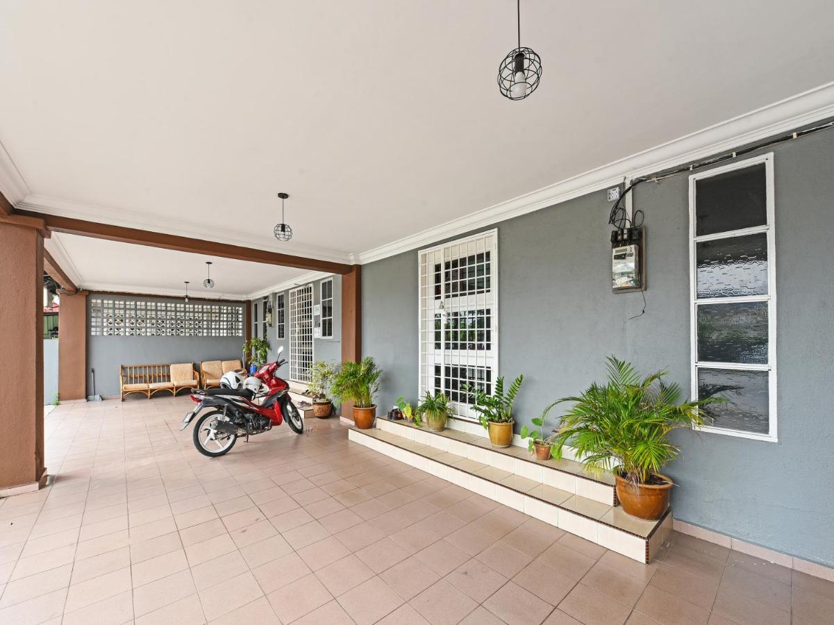 Oyo 90363 Nyamanya Inn Kuantan Zewnętrze zdjęcie