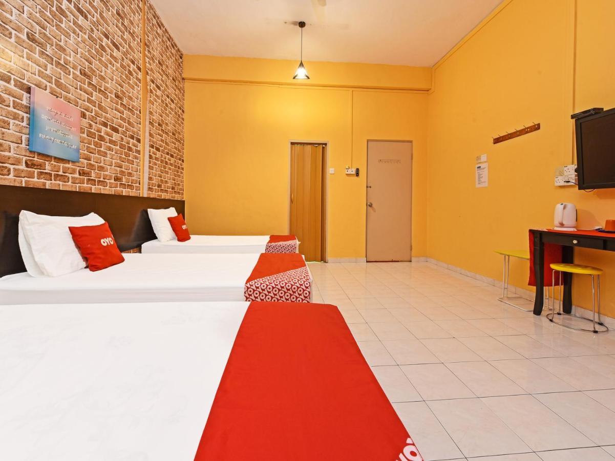 Oyo 90363 Nyamanya Inn Kuantan Zewnętrze zdjęcie