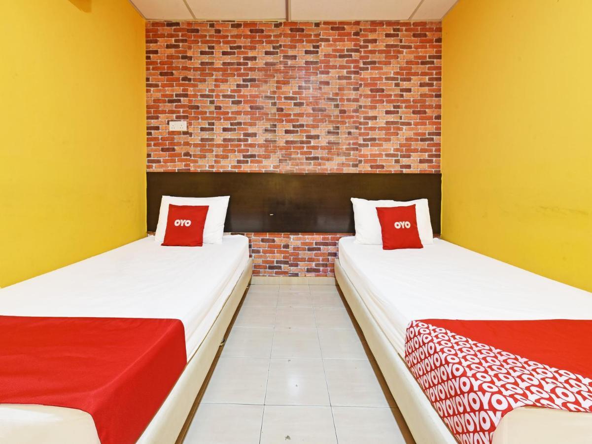 Oyo 90363 Nyamanya Inn Kuantan Zewnętrze zdjęcie
